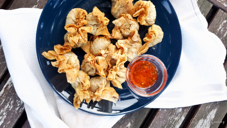 Easy Crispy Fried Pork Wontons