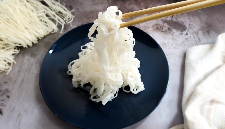 How to soak and use flat Pho rice noodles